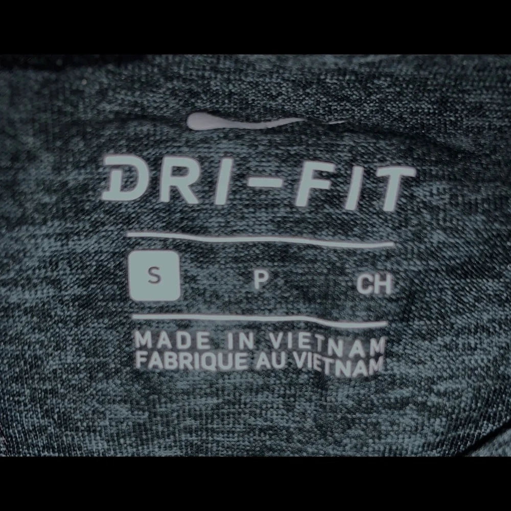 Nike Racerback Tank Top - Picture 4 of 4